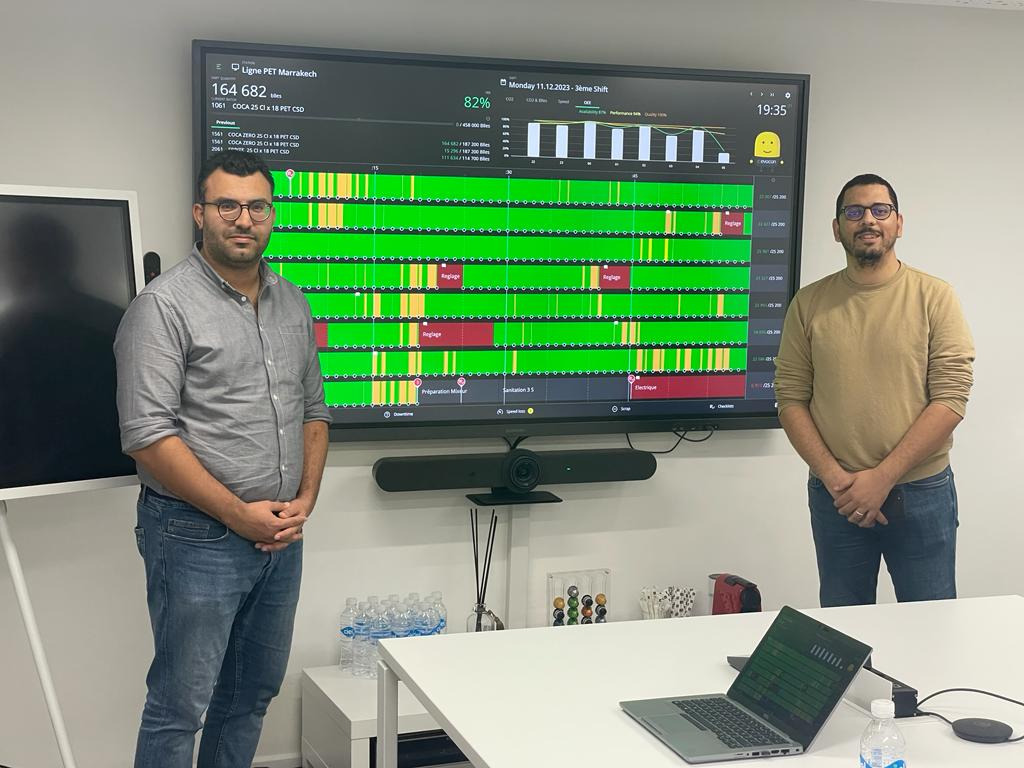 Yassine Akhrif and Mohamed Taher Mouni at ECCBC Casablanca office with Evocon Shift View in the background.